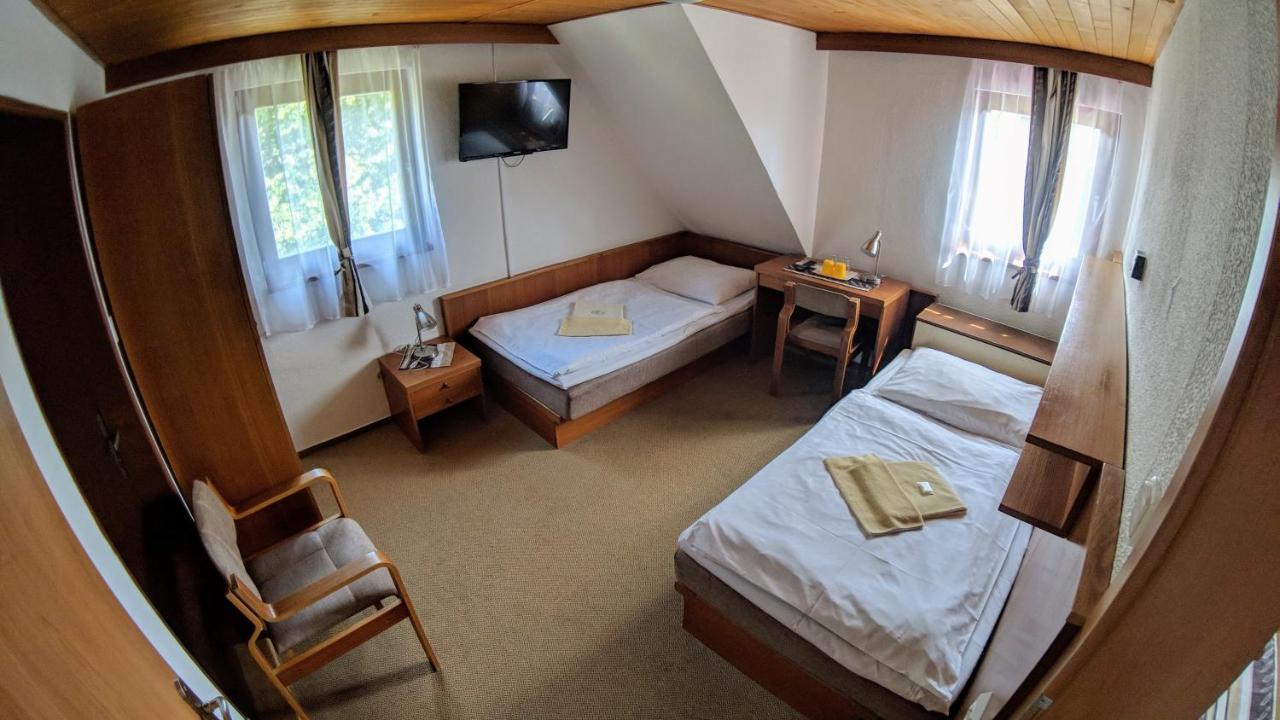 Hotel Bouda Jana Pec pod Snezkou Exterior photo